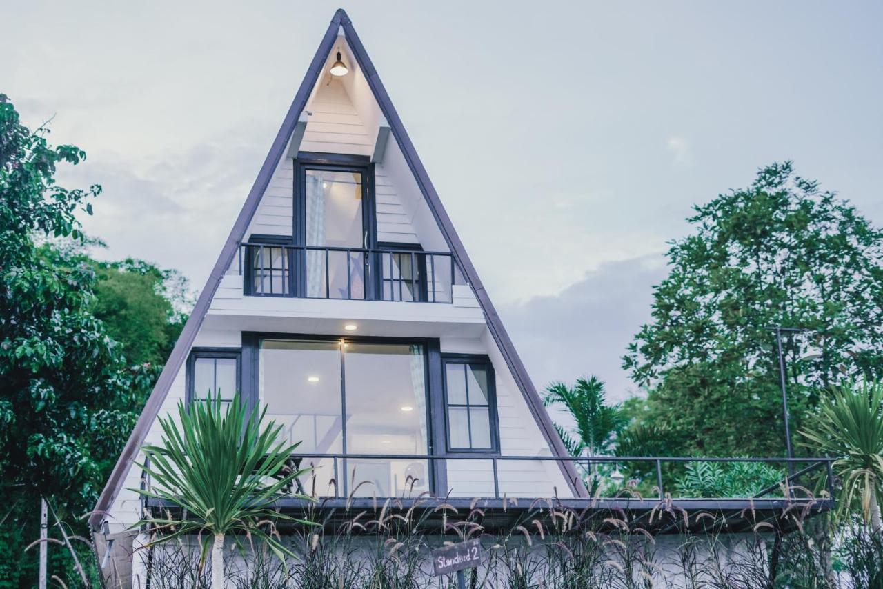 Nang Non Camping Ville นางนอนแค้มป์ปิ้งวิลล์ Mae Sai Exterior foto